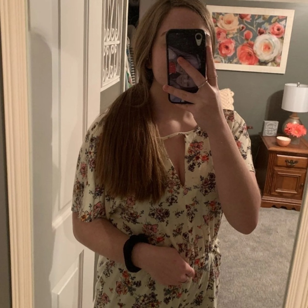 romper - Picture 2 of 5